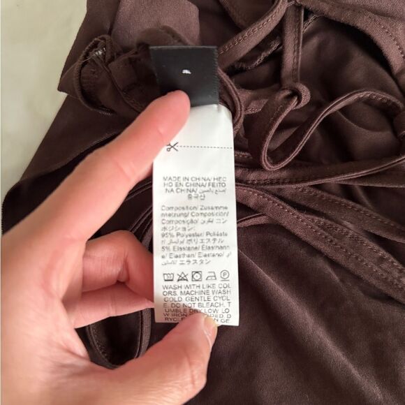 SHEIN Foxxy Ladies' Summer Solid Color Asymmetric Hem Backless Strap Tank Top - Picture 8 of 12